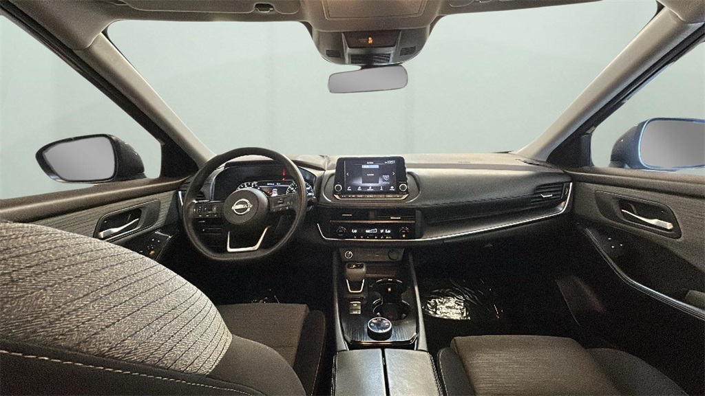 2023 Nissan Rogue SV photo 8