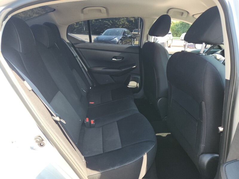 2021 Nissan Sentra SV photo 17