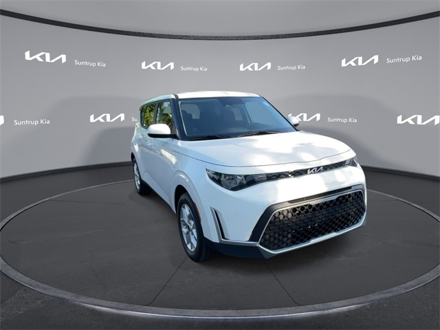 2025 Kia Soul LX photo 3