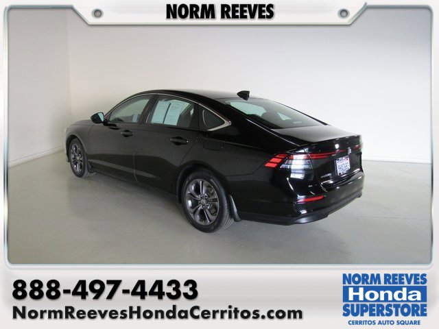 2023 Honda Accord EX's photo