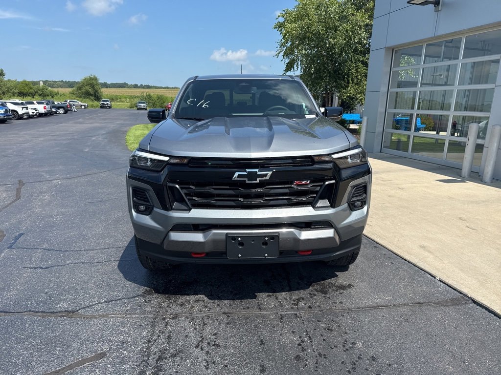 2026 Chevrolet Colorado Z71 photo 2