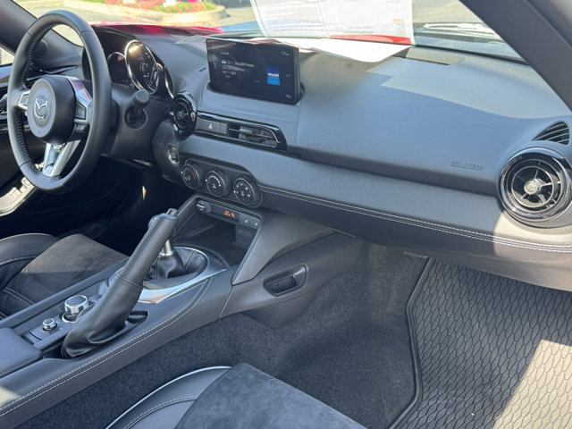 2024 Mazda MX-5 Miata Miata RF photo 3
