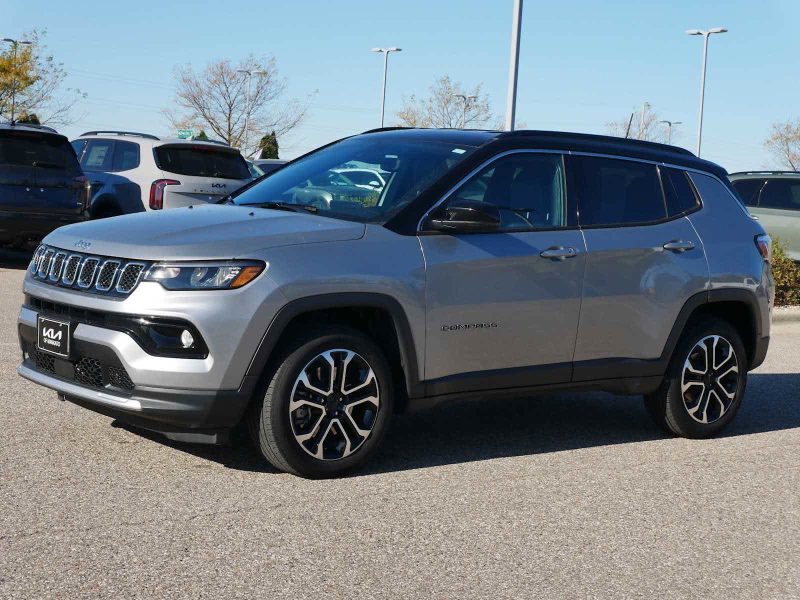 Used 2024 Jeep Compass Limited with VIN 3C4NJDCN1RT583972 for sale in Mankato, Minnesota