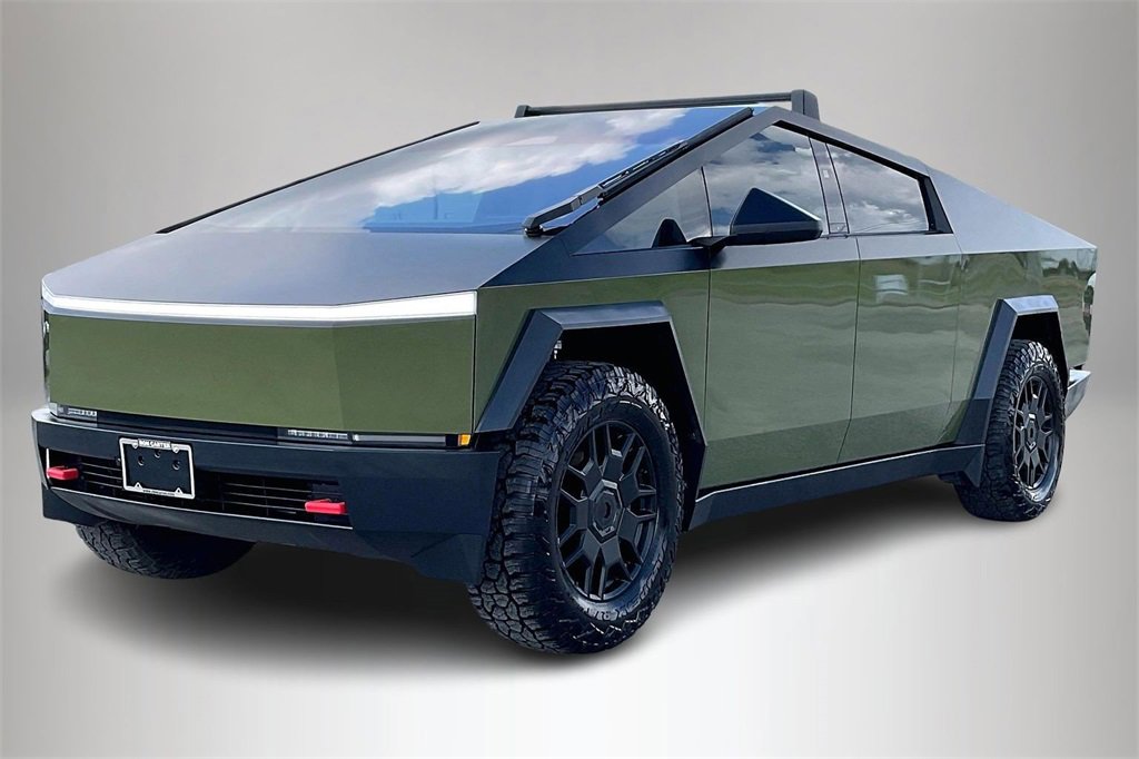 Used 2024 Tesla Cybertruck Cyberbeast with VIN 7G2CEHEE2RA055754 for sale in Alvin, TX