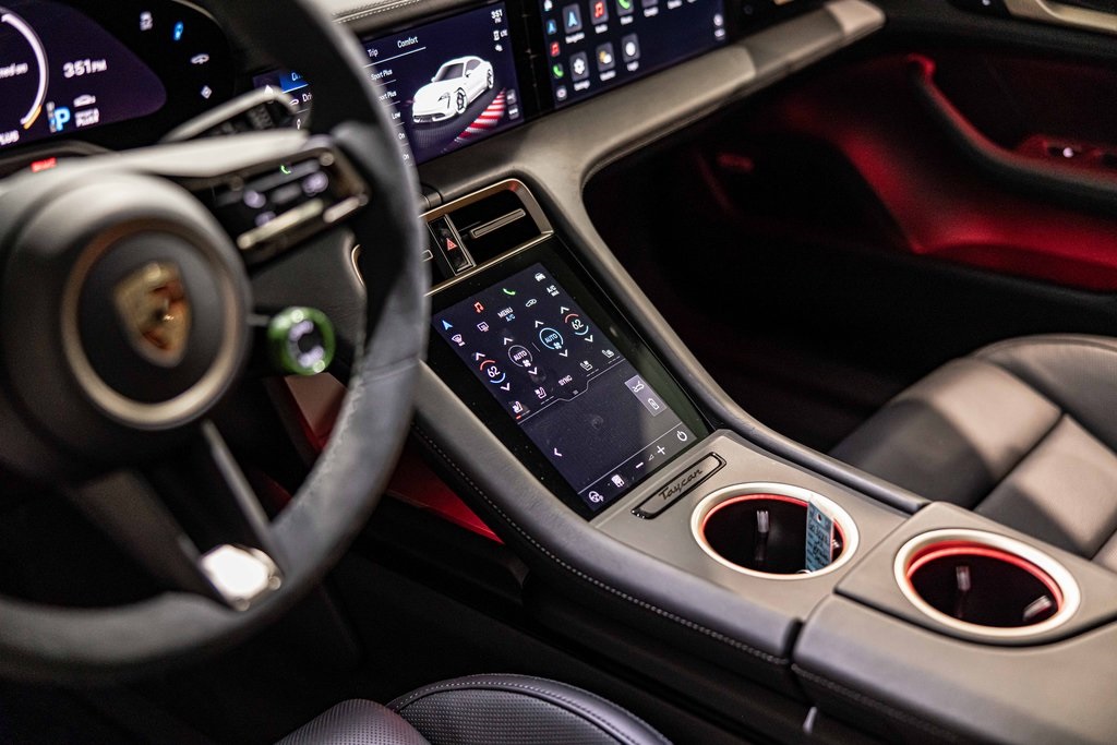 2023 PORSCHE TAYCAN - Image 22