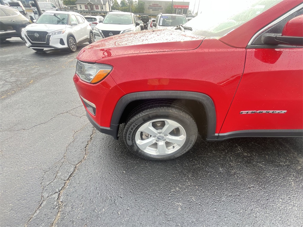 2018 Jeep Compass Latitude photo 9