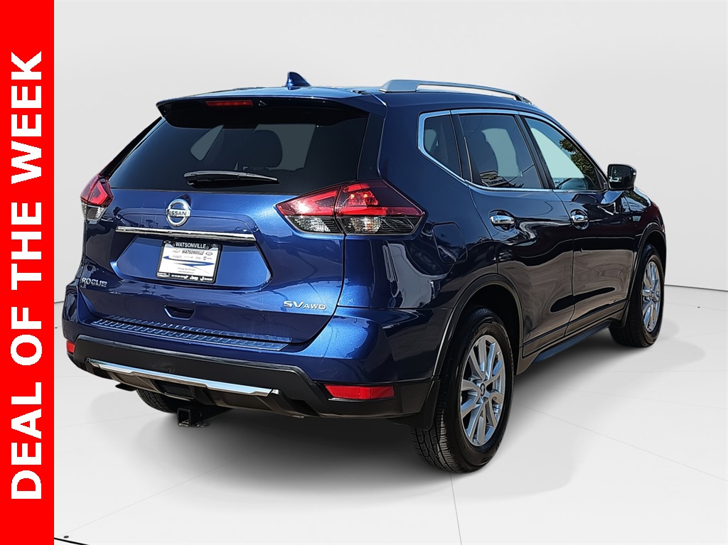 2018 Nissan Rogue SV photo 3