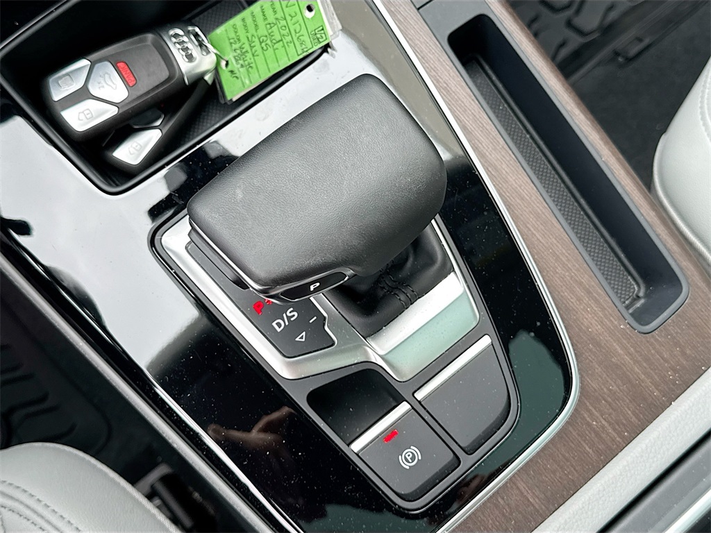 2022 Audi Q5 45 S line Premium Plus photo 18