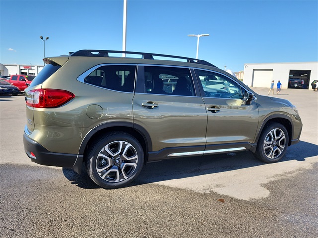 2025 Subaru Ascent Limited photo 2