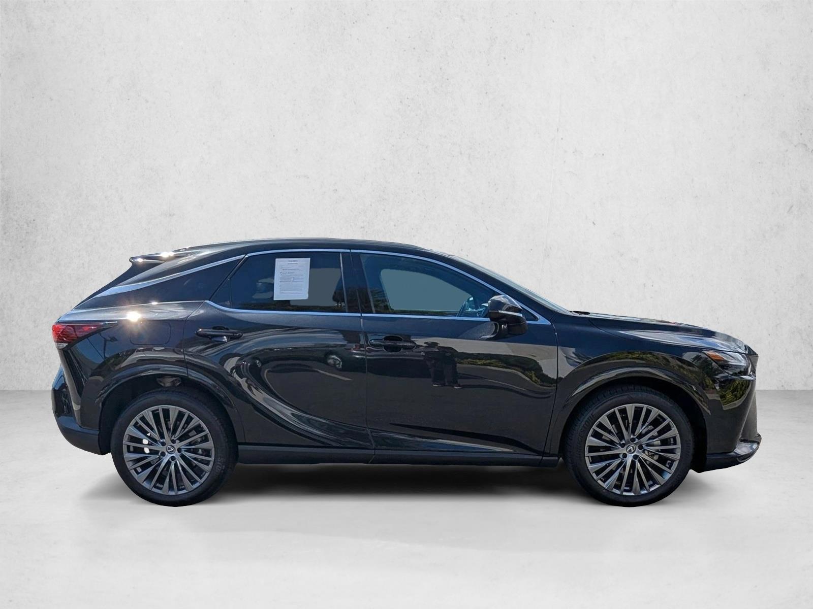 2024 Lexus RX 450h Luxury photo 4