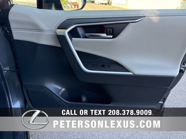 2023 Toyota RAV4 Hybrid Limited photo 5