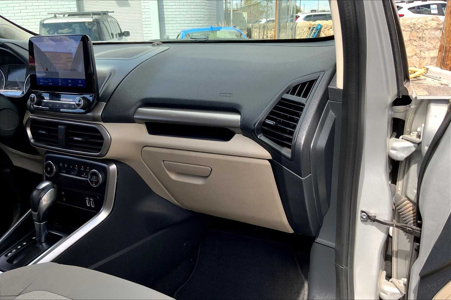 2020 Ford EcoSport SE photo 17