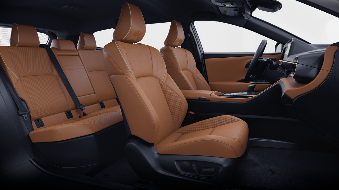 2026 Toyota Crown Signia XLE photo 3