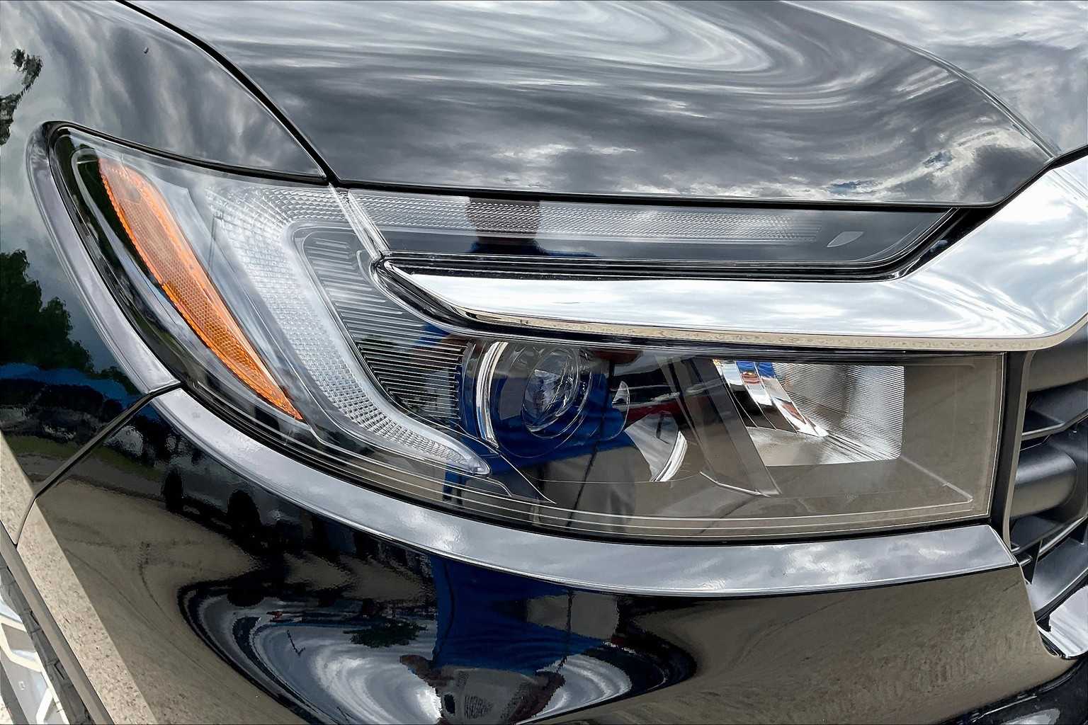 2025 Honda Ridgeline RTL photo 13