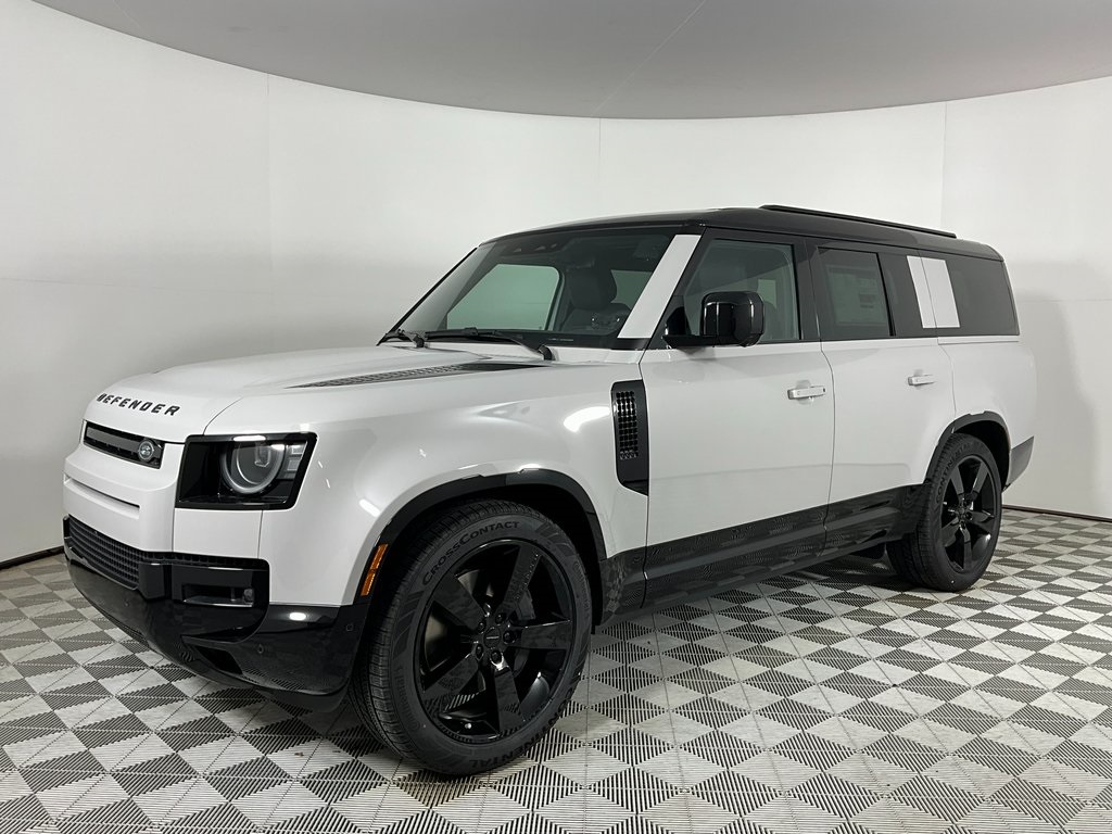 2026 Land Rover Defender X-Dynamic SE's photo