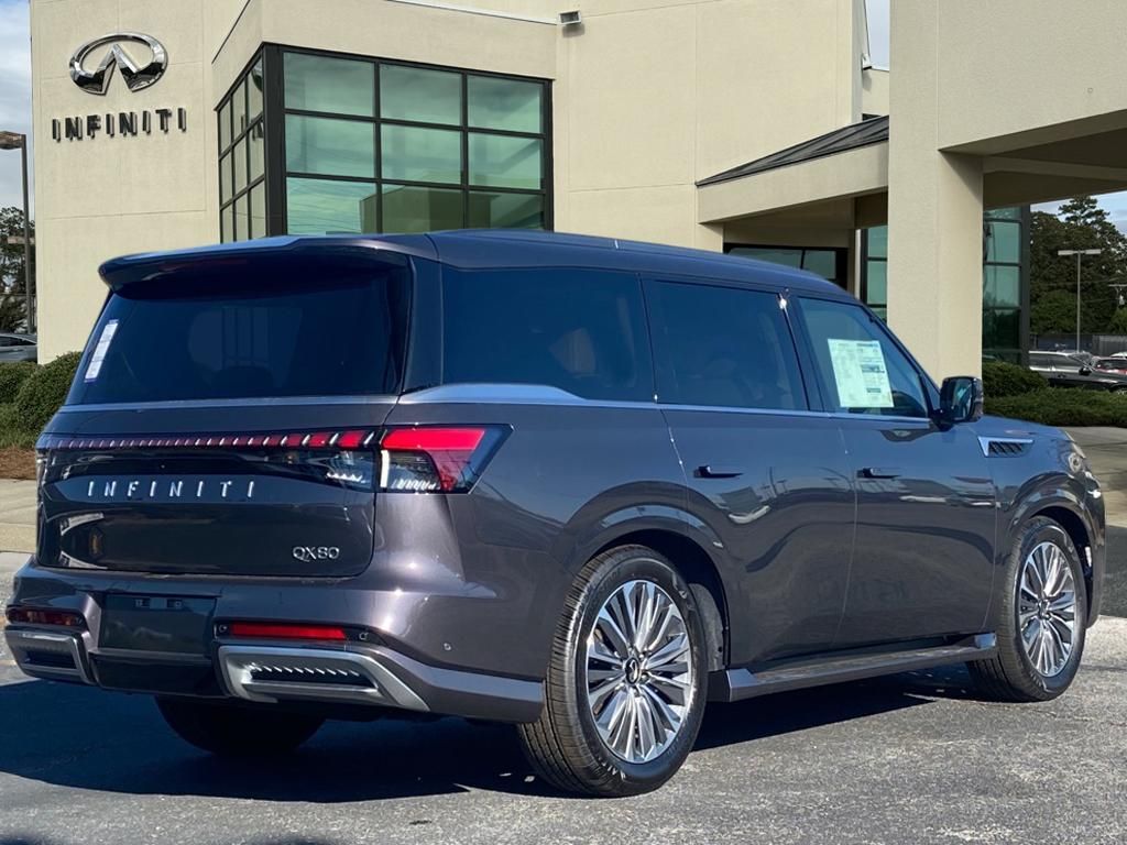 2025 Infiniti QX80 Luxe photo 3