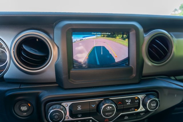 2023 Jeep Wrangler Willys Sport photo 17