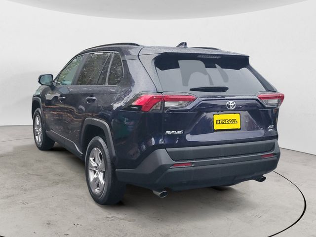 2023 Toyota RAV4 XLE photo 3