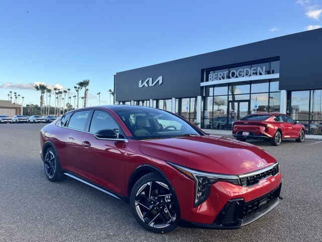 2025 Kia K4 GT-Line's photo