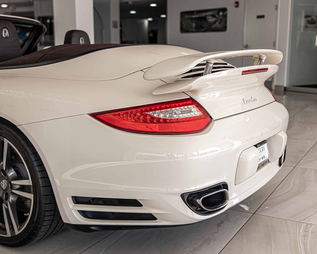 2012 PORSCHE 911 - Image 15