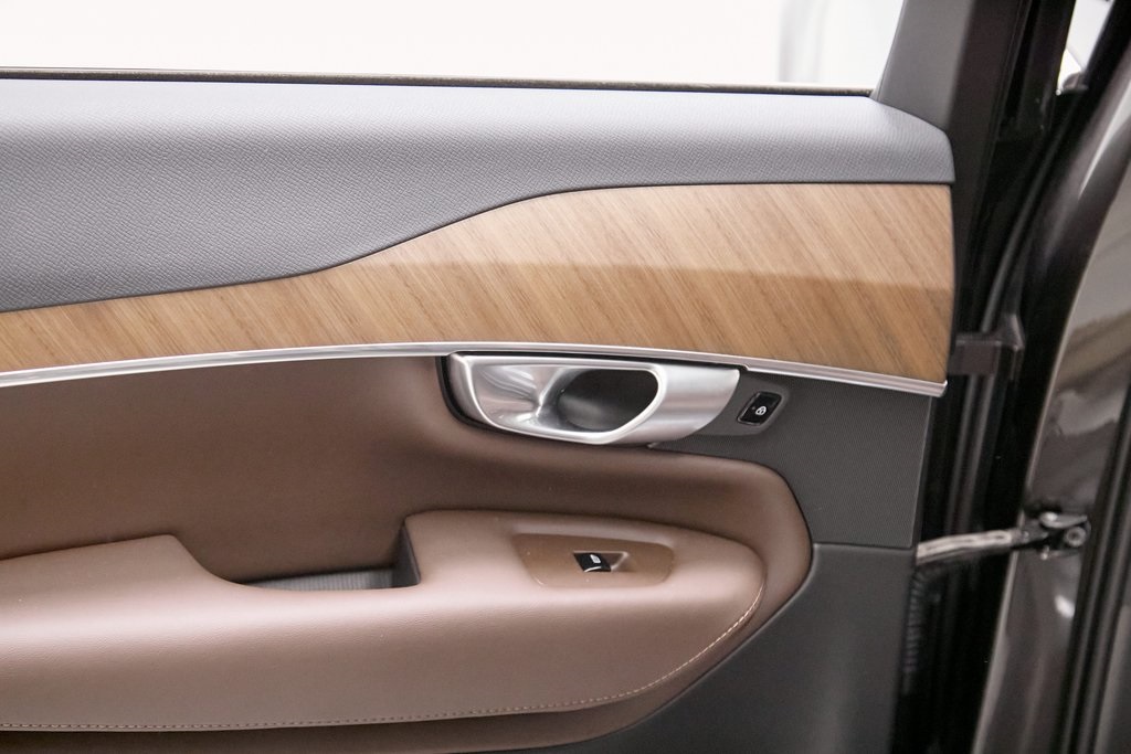 2024 VOLVO XC90 - Image 19