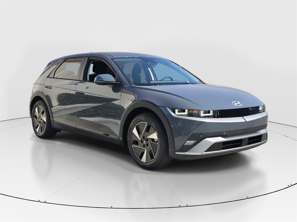 2025 Hyundai Ioniq 5 SE photo 2