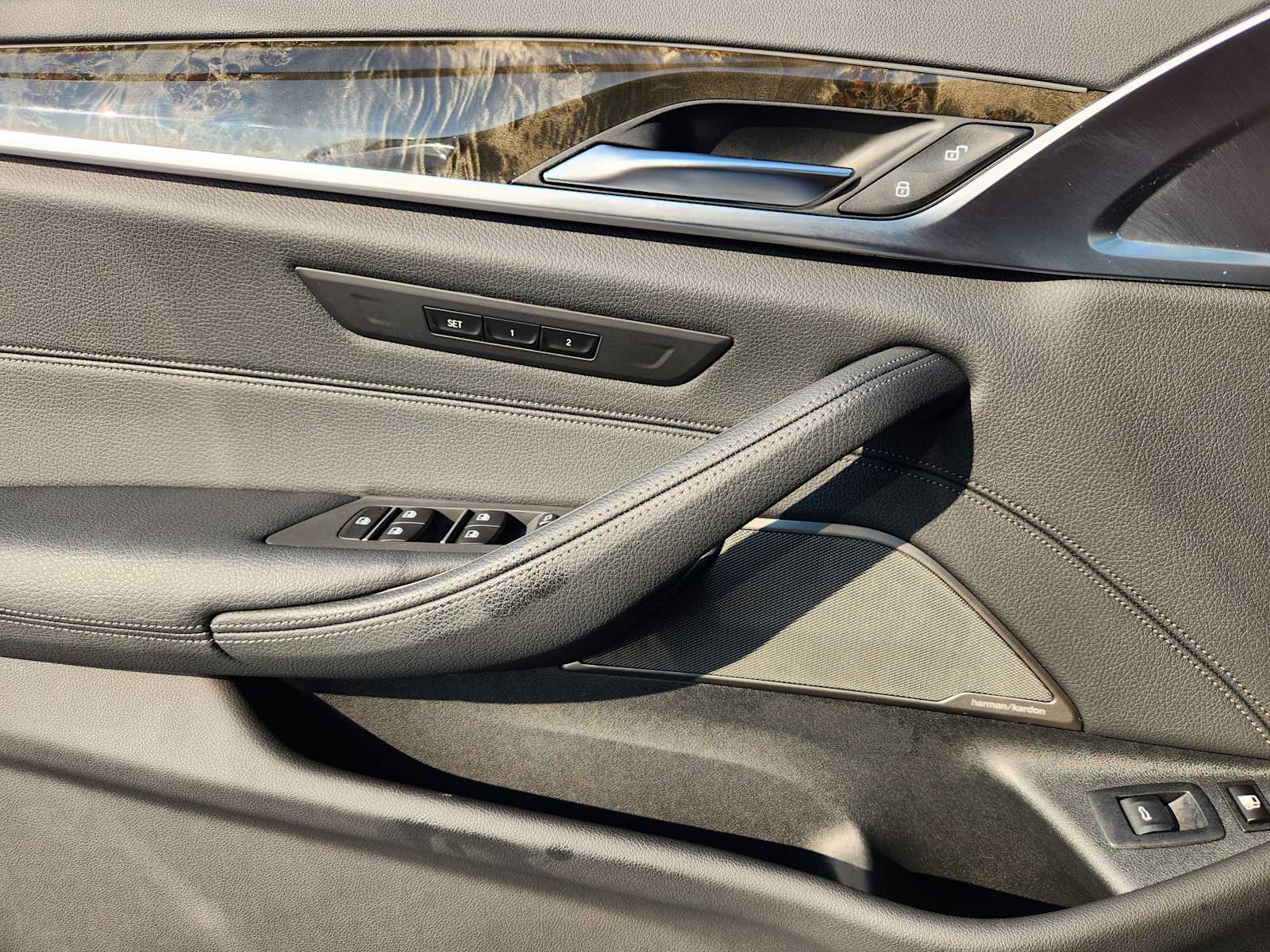 2023 Bmw 530e 5-Series photo 16