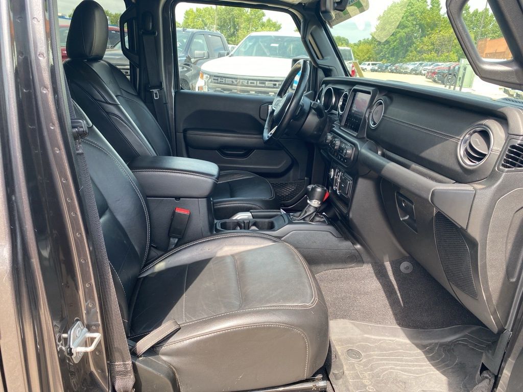 2021 Jeep Wrangler Unlimited Sahara High Altitude 4xe photo 16