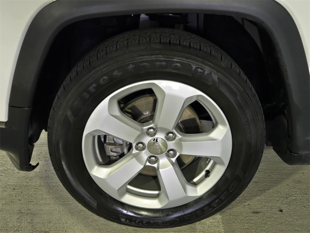 2021 Jeep Compass Latitude photo 8