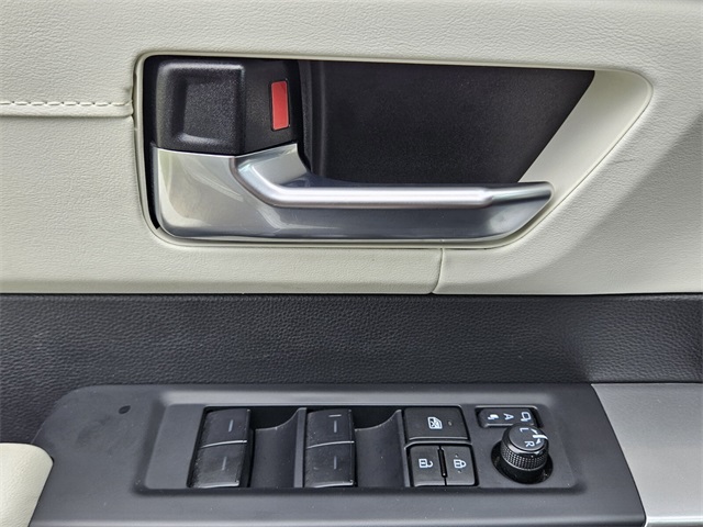 2024 Toyota Sequoia Capstone photo 30