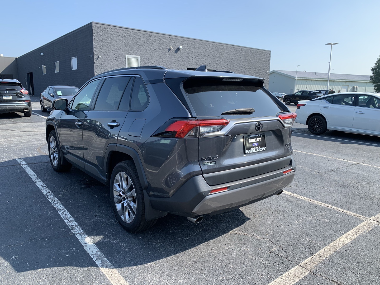 2020 Toyota RAV4 Limited photo 2