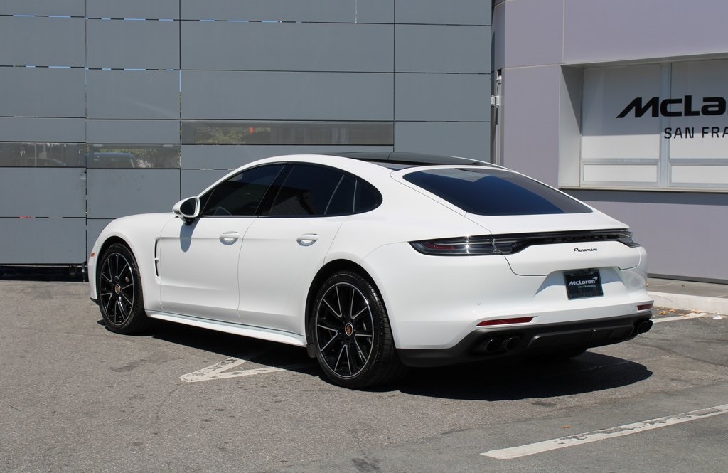 2023 Porsche Panamera 4 Platinum photo 13