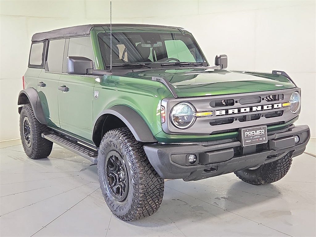 2022 Ford Bronco 4-Door Big Bend's photo