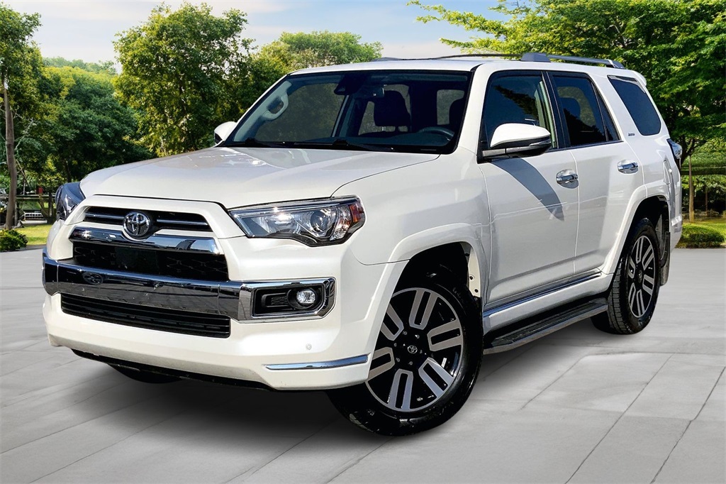 2021 Toyota 4Runner Limited's photo