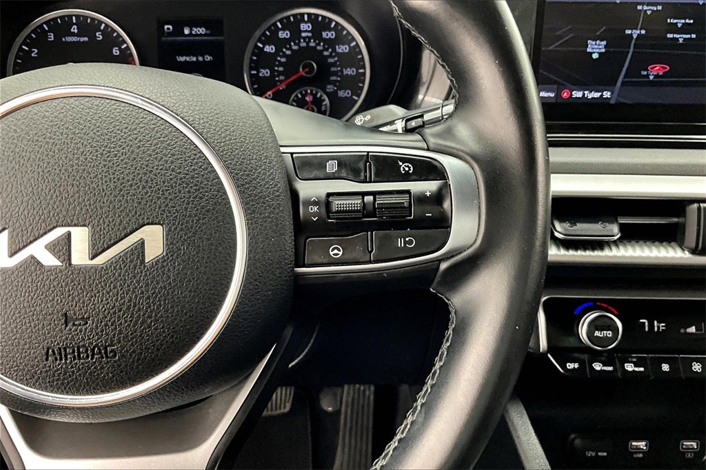 2022 Kia K5 GT-Line photo 18