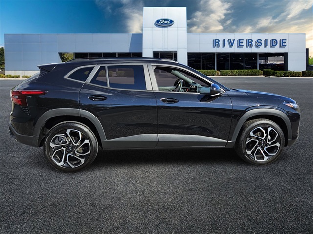 2024 Chevrolet Trax photo 8