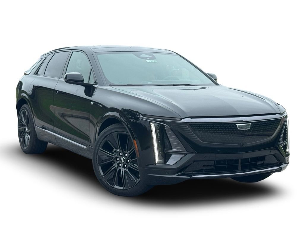 2025 Cadillac Lyriq Sport photo 2