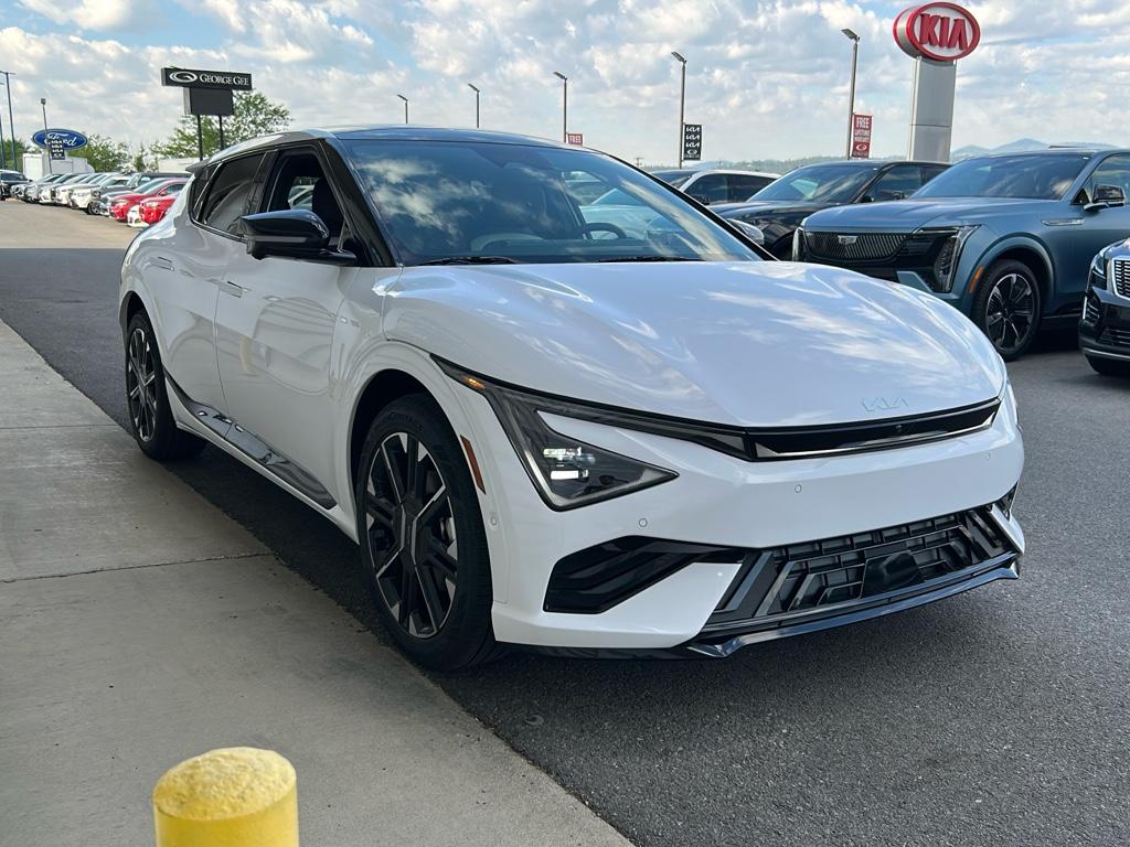 2025 Kia EV6 GT-Line photo 3