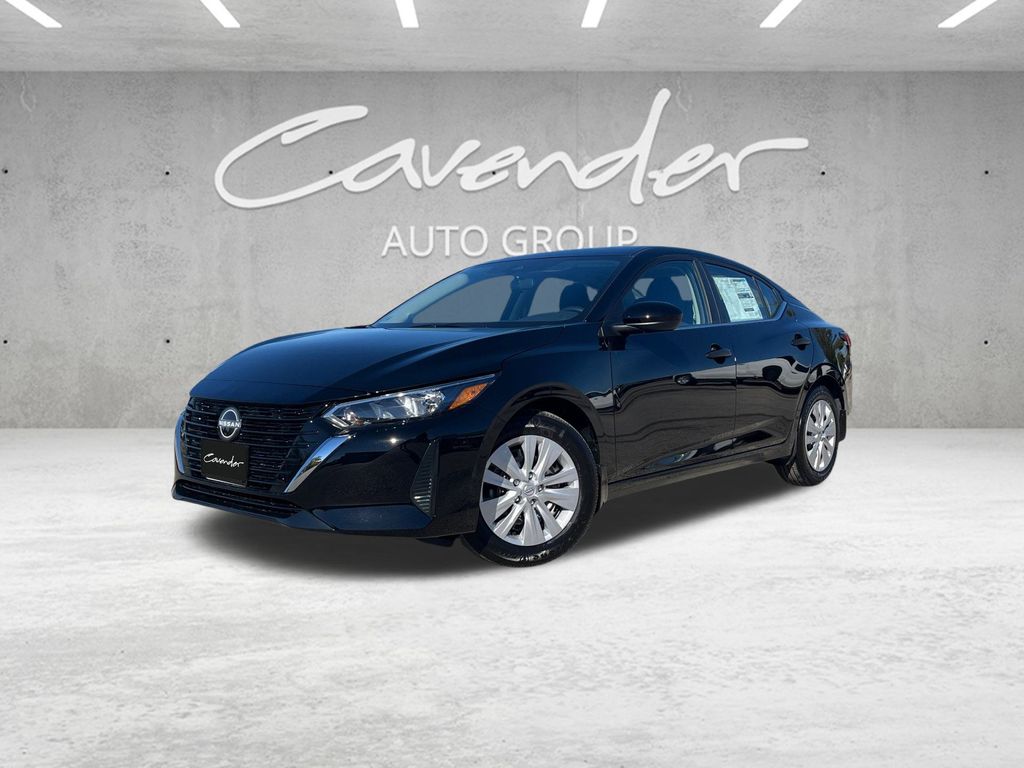 2025 Nissan Sentra S's photo
