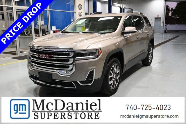 2023 GMC Acadia SLE's photo