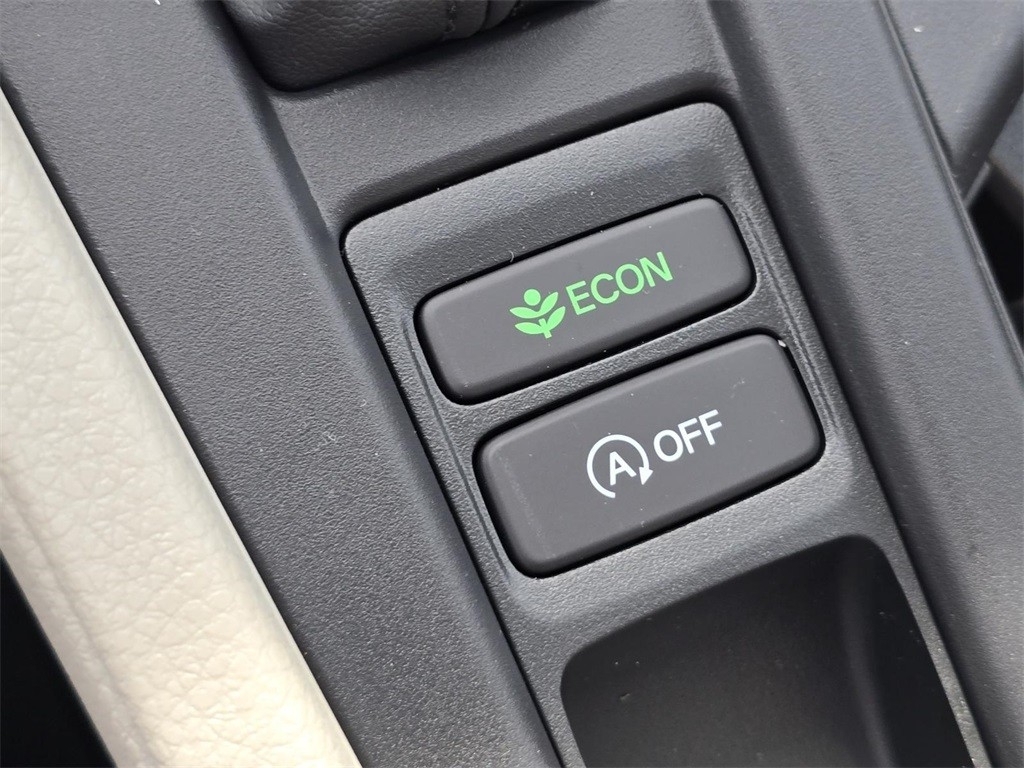 2025 Honda Accord SE photo 6