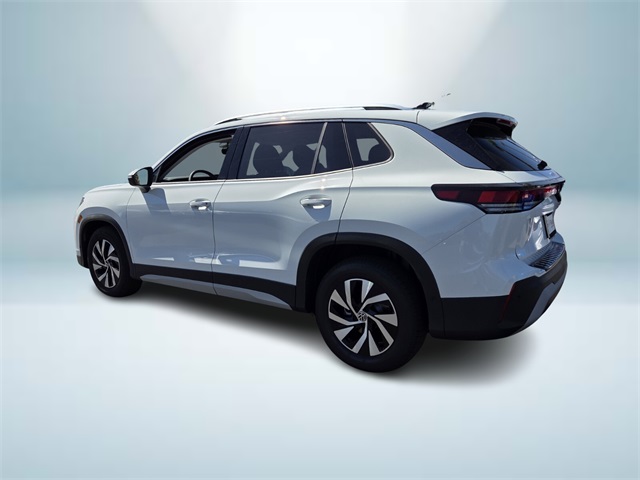 2025 Volkswagen Tiguan S photo 2