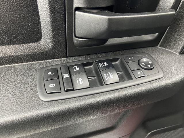 2018 Ram 3500 Tradesman photo 10
