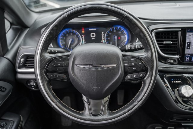 2019 Chrysler Pacifica Limited photo 31