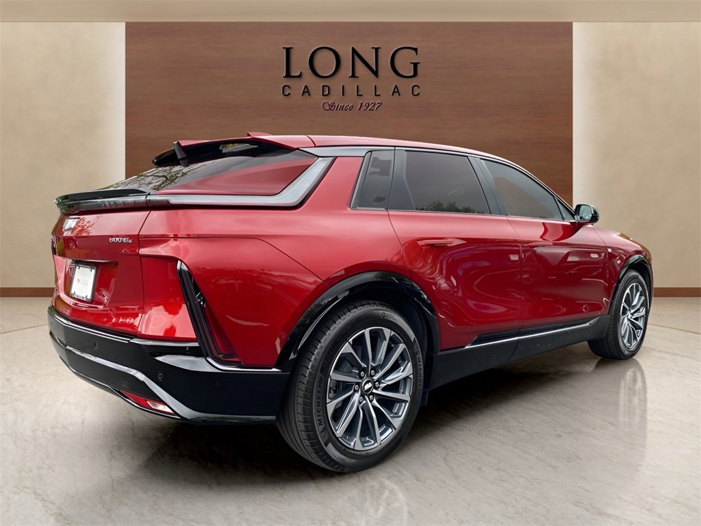 2024 Cadillac Lyriq Sport photo 5