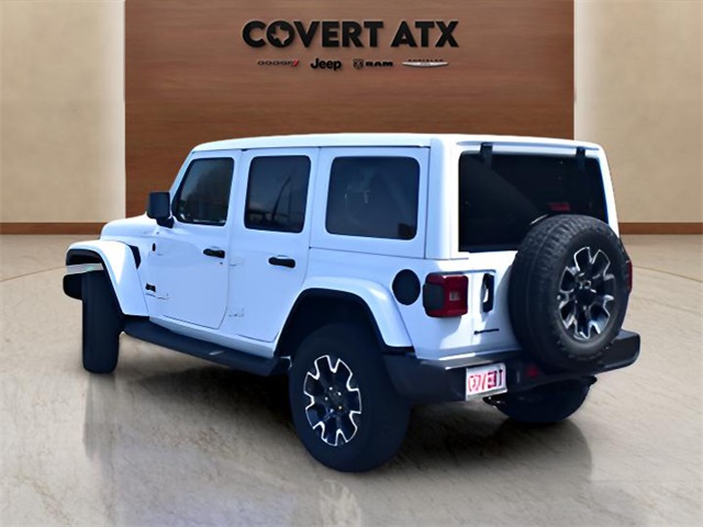 2025 Jeep Wrangler Sahara photo 3