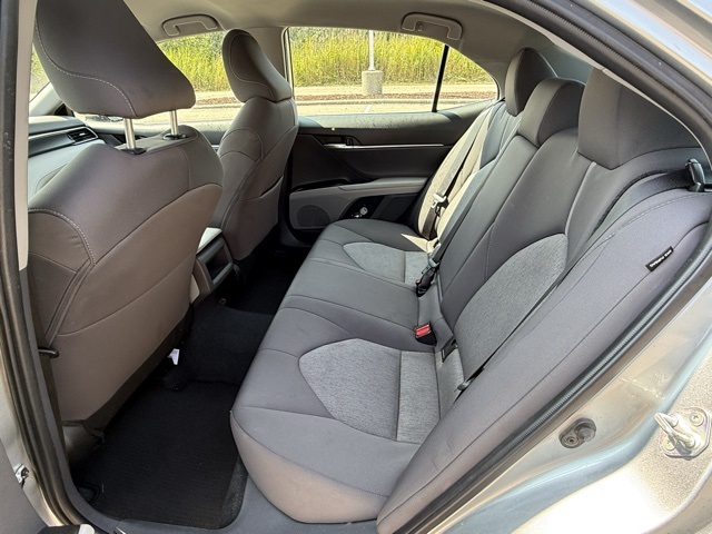 2023 Toyota Camry LE photo 11
