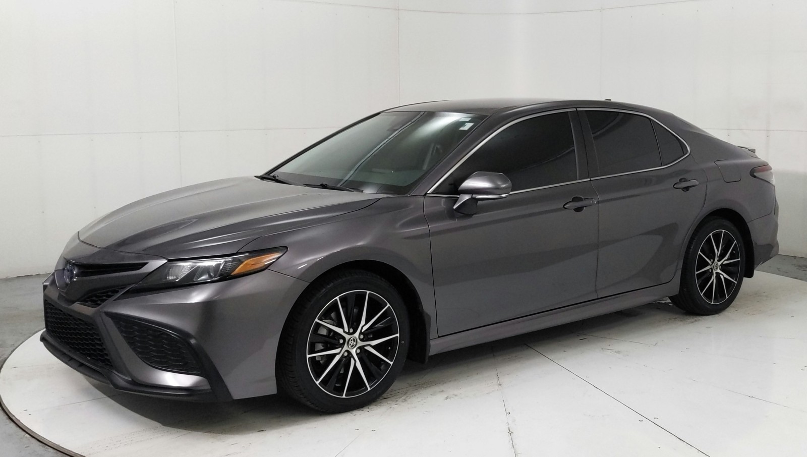 Used 2023 GRAY Toyota Hybrid SE image 1