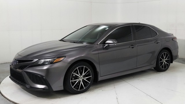 2023 Toyota Camry Hybrid SE