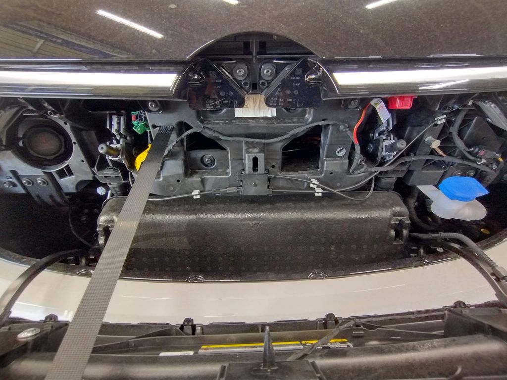 2025 Volkswagen ID. Buzz Pro S photo 4